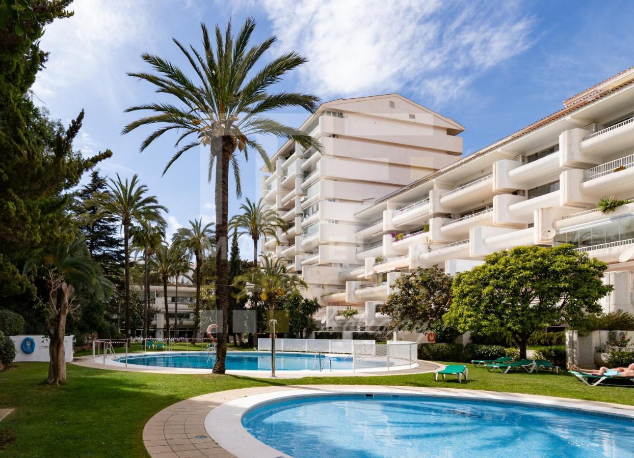 Suite 208, Close To The Beach, 2 Bedroom,Golden Mile Marbella Exterior photo